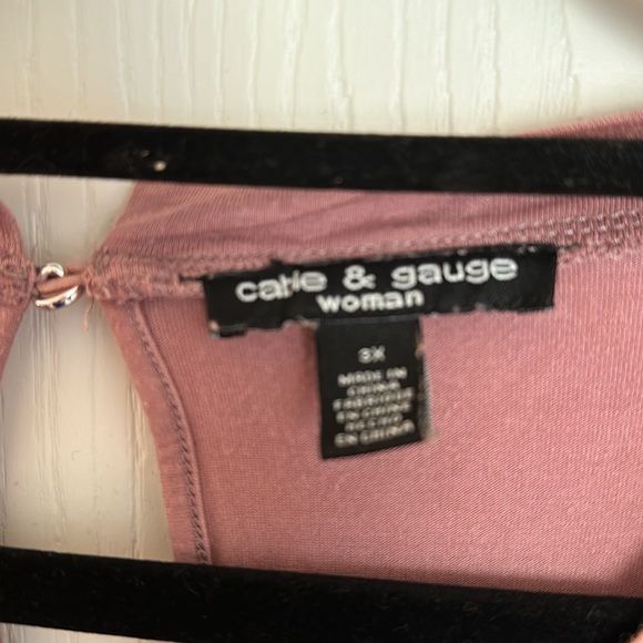 CABLE AND GAUGE WOMAN 3XL TOP - Picture 3 of 4